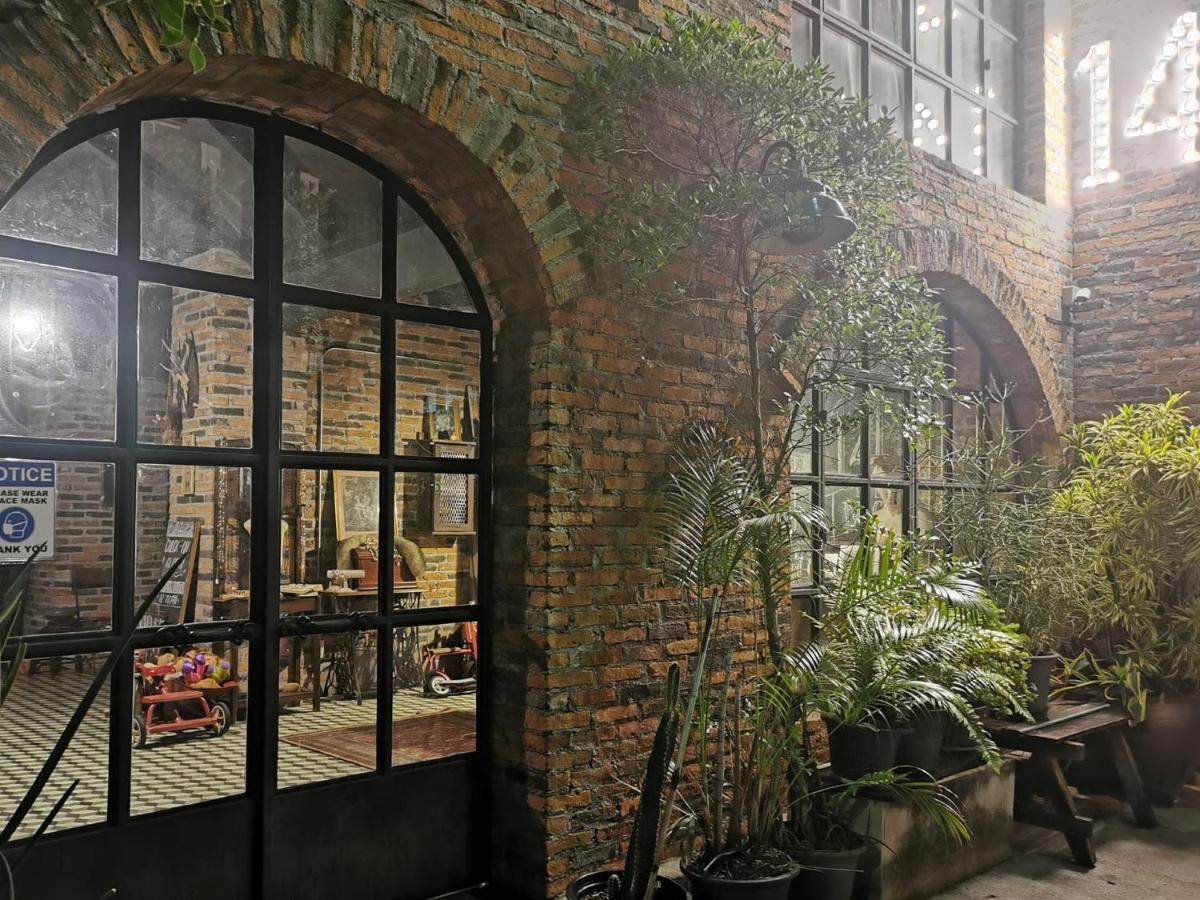 J No.14 Bed & Breakfast Bangkok Ngoại thất bức ảnh