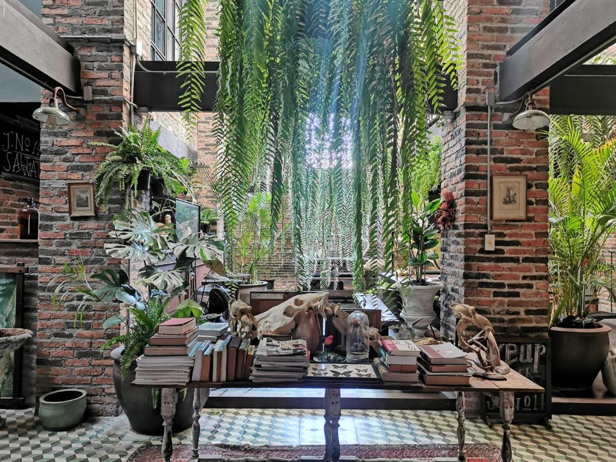 J No.14 Bed & Breakfast Bangkok Ngoại thất bức ảnh