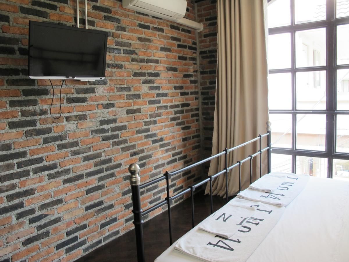 J No.14 Bed & Breakfast Bangkok Ngoại thất bức ảnh