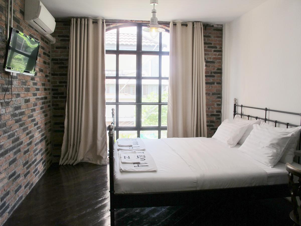 J No.14 Bed & Breakfast Bangkok Ngoại thất bức ảnh