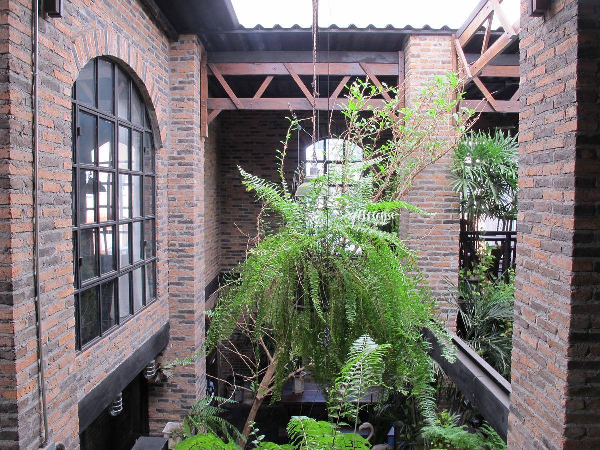 J No.14 Bed & Breakfast Bangkok Ngoại thất bức ảnh