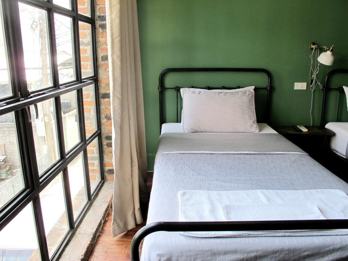 J No.14 Bed & Breakfast Bangkok Ngoại thất bức ảnh